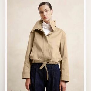 Banana Republic Factory Cotton Twill Jacket (size M) in maverick tan.  EUC